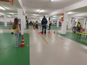 Mehr über den Artikel erfahren Die Fahrradprüfung der vierten Klassen